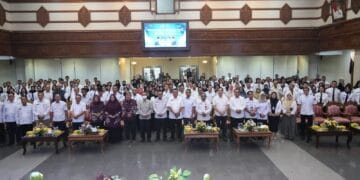 128 peserta Pelatihan Dasar (Latsar) Calon Pegawai Negeri Sipil (CPNS) Angkatan 116, 117, dan 118 resmi menuntaskan pendidikan dan pelatihan dasar (foto: Humas Pemerintah)