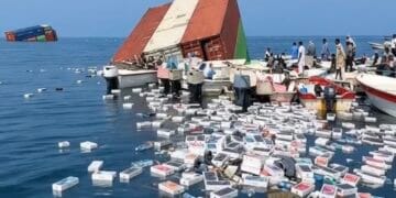 Ribuan Iphone yang jatuh di Selat Hormuz (foto: istimewa)